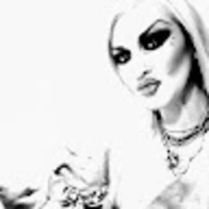 Meet your Posher, Cassandra